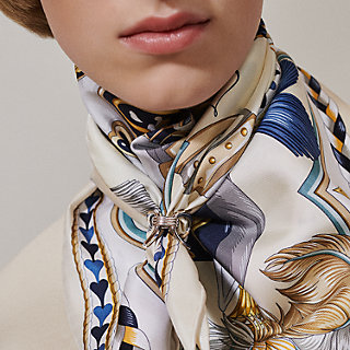 スカーフリング 《ヌー・ドゥ・H》 | Hermès - エルメス-公式サイト スカーフリング 《ヌー・ドゥ・H》 | Hermès - エルメス-公式サイト